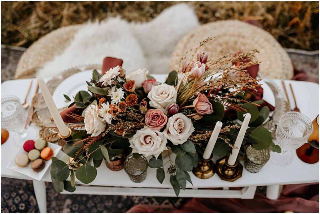 wedding fall florals, warm tones, fall textures